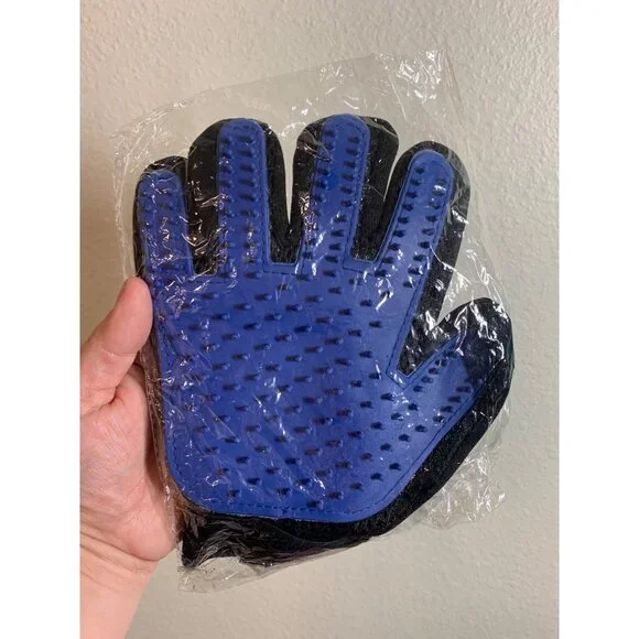 Dog Hair Grooming Glove AD3 - Picture 1 of 2